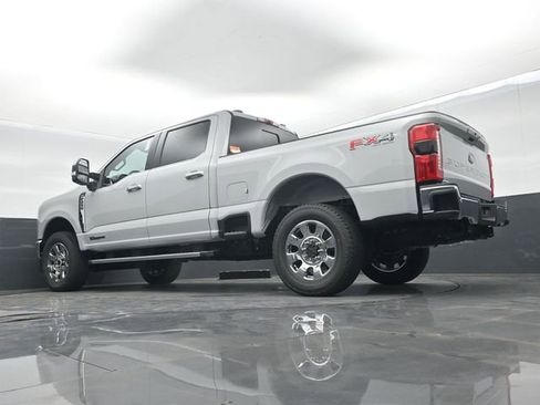 New 2026 Ford F250 Lariat w/ Chrome Package image 47