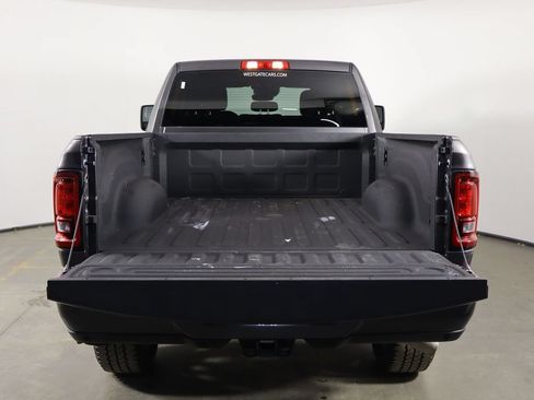 Used 2026 RAM 2500 Big Horn AWD/4WD image 17