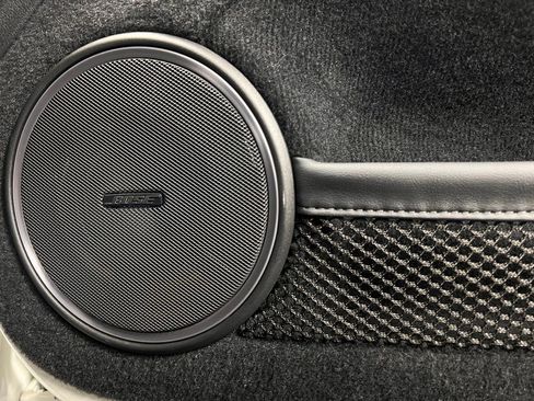 Used 2020 Nissan GT-R Premium image 26