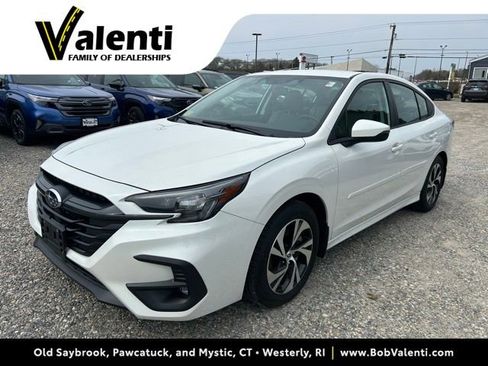 Used 2025 Subaru Legacy Premium AWD/4WD image 1