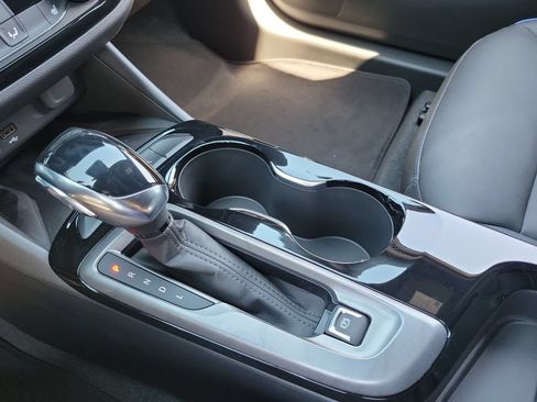 New 2026 Buick Envista Sport Touring w/ Convenience I Package FWD image 16