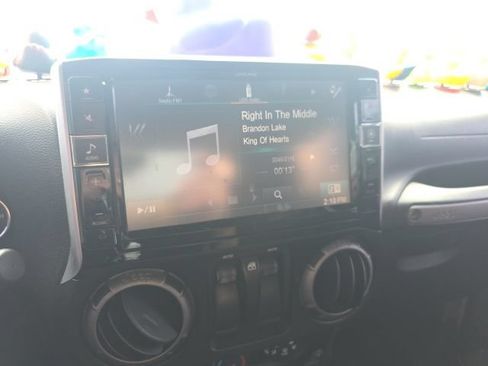 Used 2011 Jeep Wrangler Sport AWD/4WD image 10