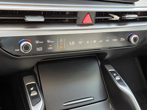 Used 2025 Kia Sorento EX image 20