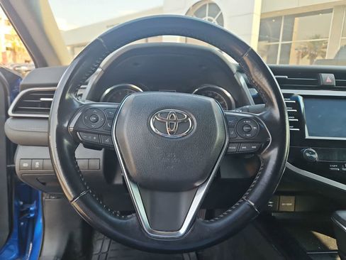 Used 2019 Toyota Camry SE image 22