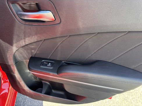 Used 2023 Dodge Charger SXT RWD image 11