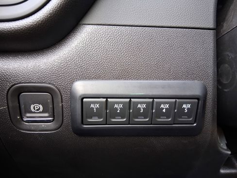 New 2025 GMC Sierra 3500 Pro w/ Convenience Package image 20