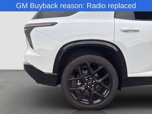 Used 2026 Chevrolet Traverse RS FWD image 23