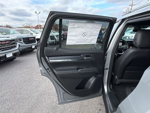 New 2026 GMC Terrain Elevation w/ Elevation Premium Package image 27