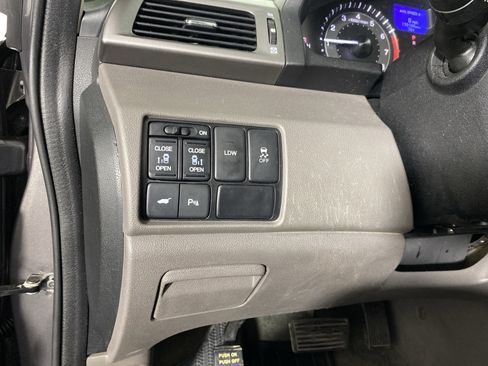 Used 2016 Honda Odyssey Touring image 24