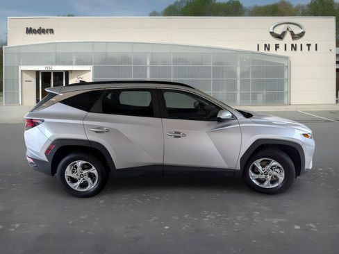Used 2024 Hyundai Tucson SEL AWD/4WD image 3