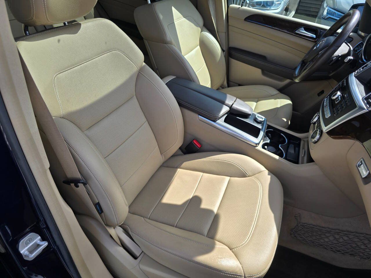 Used 2015 Mercedes-Benz ML 250 BlueTEC 4MATIC image 35