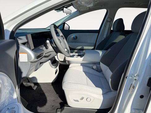 New 2026 Hyundai Ioniq 9 SE image 10