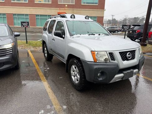 Used 2011 Nissan Xterra PRO-4X image 3