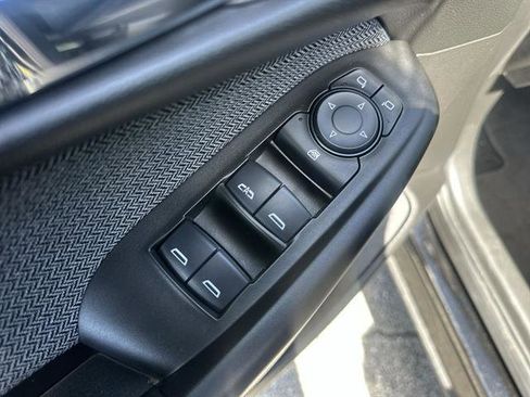 Used 2025 Chevrolet TrailBlazer LT FWD image 38