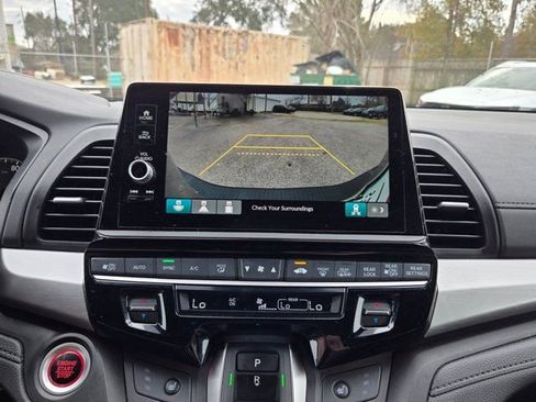 Used 2025 Honda Odyssey Sport-L image 19