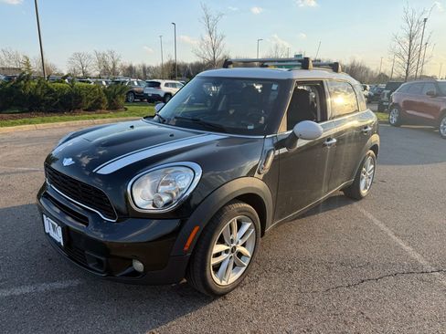 Used 2013 MINI Cooper Countryman S image 1