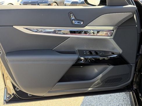 New 2026 BMW 740i image 12