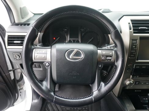 Used 2014 Lexus GX 460 AWD/4WD image 19