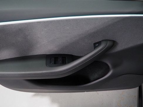 Used 2025 Tesla Model 3 Long Range RWD image 60