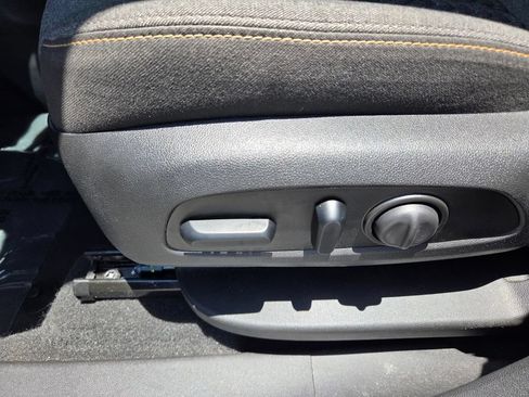 Used 2024 Chevrolet Equinox LT w/ LPO, Cargo Package FWD image 5