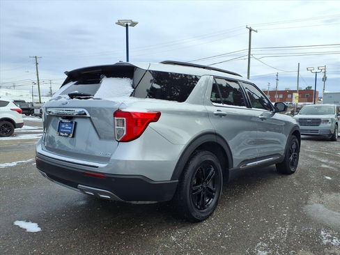 Certified 2024 Ford Explorer XLT w/ Equipment Group 202A image 6