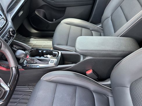 Used 2023 Chevrolet TrailBlazer RS w/ Convenience Package FWD image 19