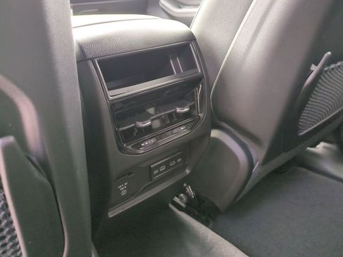 New 2026 Jeep Grand Cherokee Altitude image 25