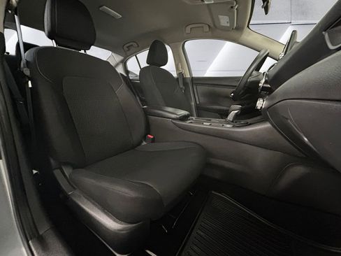 Used 2022 Nissan Sentra S w/ Trunk Package image 14