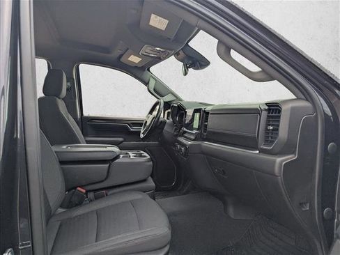 Used 2022 Chevrolet Silverado 1500 LT image 16