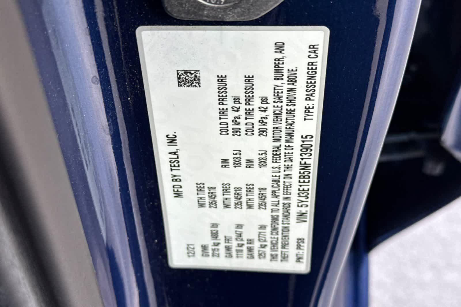 Used 2022 Tesla Model 3 Long Range AWD/4WD image 32
