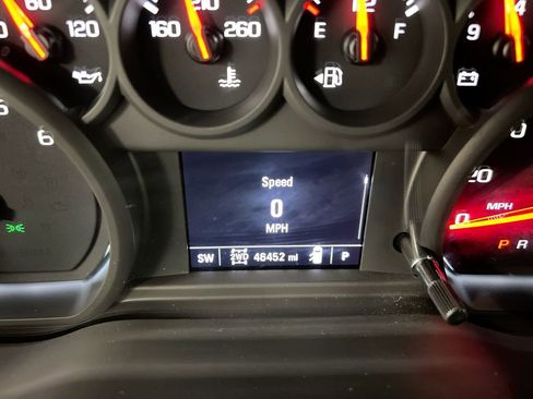 Used 2022 Chevrolet Silverado 1500 Custom image 12