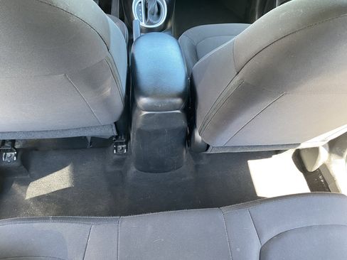 Used 2016 Kia Soul FWD image 17
