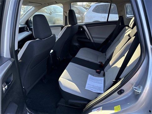 Used 2017 Toyota RAV4 XLE image 17