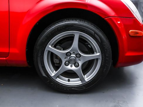 Used 2001 Toyota MR2 image 24