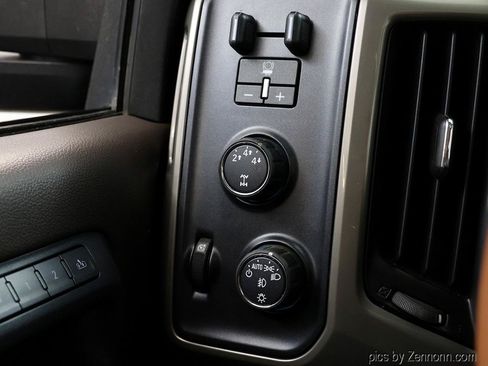 Used 2015 Chevrolet Silverado 2500 High Country w/ Duramax Plus Package AWD/4WD image 25
