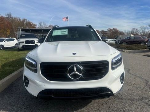 Used 2026 Mercedes-Benz GLB 250 4MATIC image 8