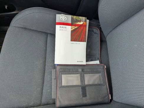 Used 2017 Toyota RAV4 XLE image 32