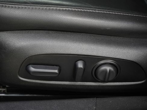 Used 2018 Chevrolet Malibu Premier w/ Premier Sun and Wheel Package image 23