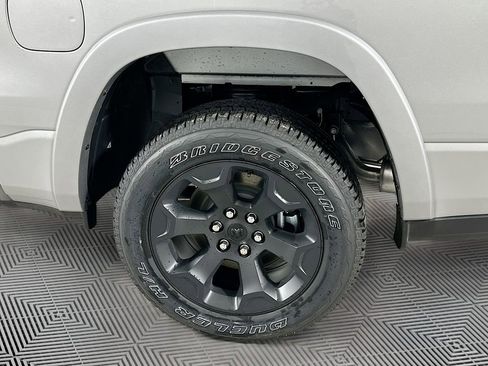 New 2026 RAM 1500 Big Horn AWD/4WD image 17