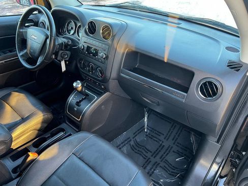 Used 2009 Jeep Compass Limited w/ Sun/Sound Group image 27