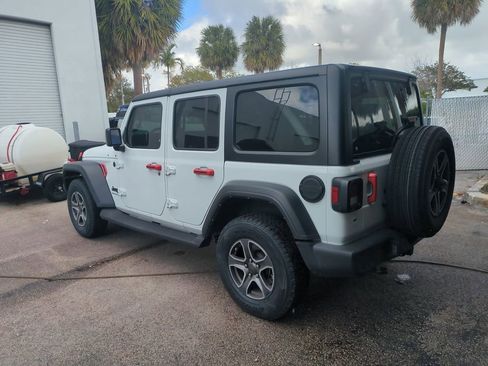 Used 2023 Jeep Wrangler Sport S image 8