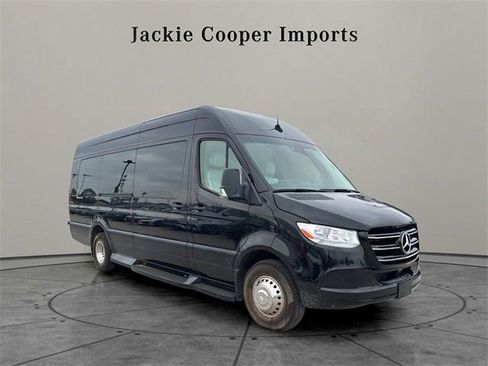 Used 2022 Mercedes-Benz Sprinter 3500 image 7