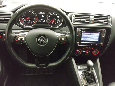 Used 2018 Volkswagen Jetta Sport FWD image 22