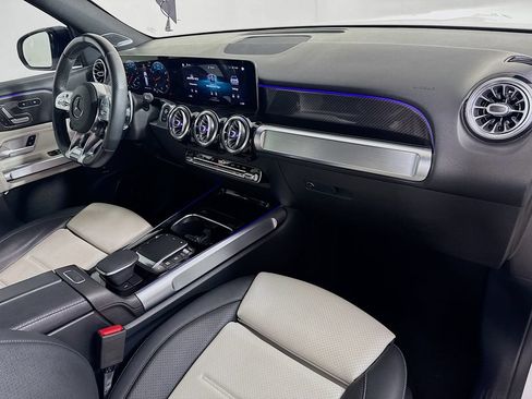 Used 2021 Mercedes-Benz GLB 35 AMG 4MATIC image 34