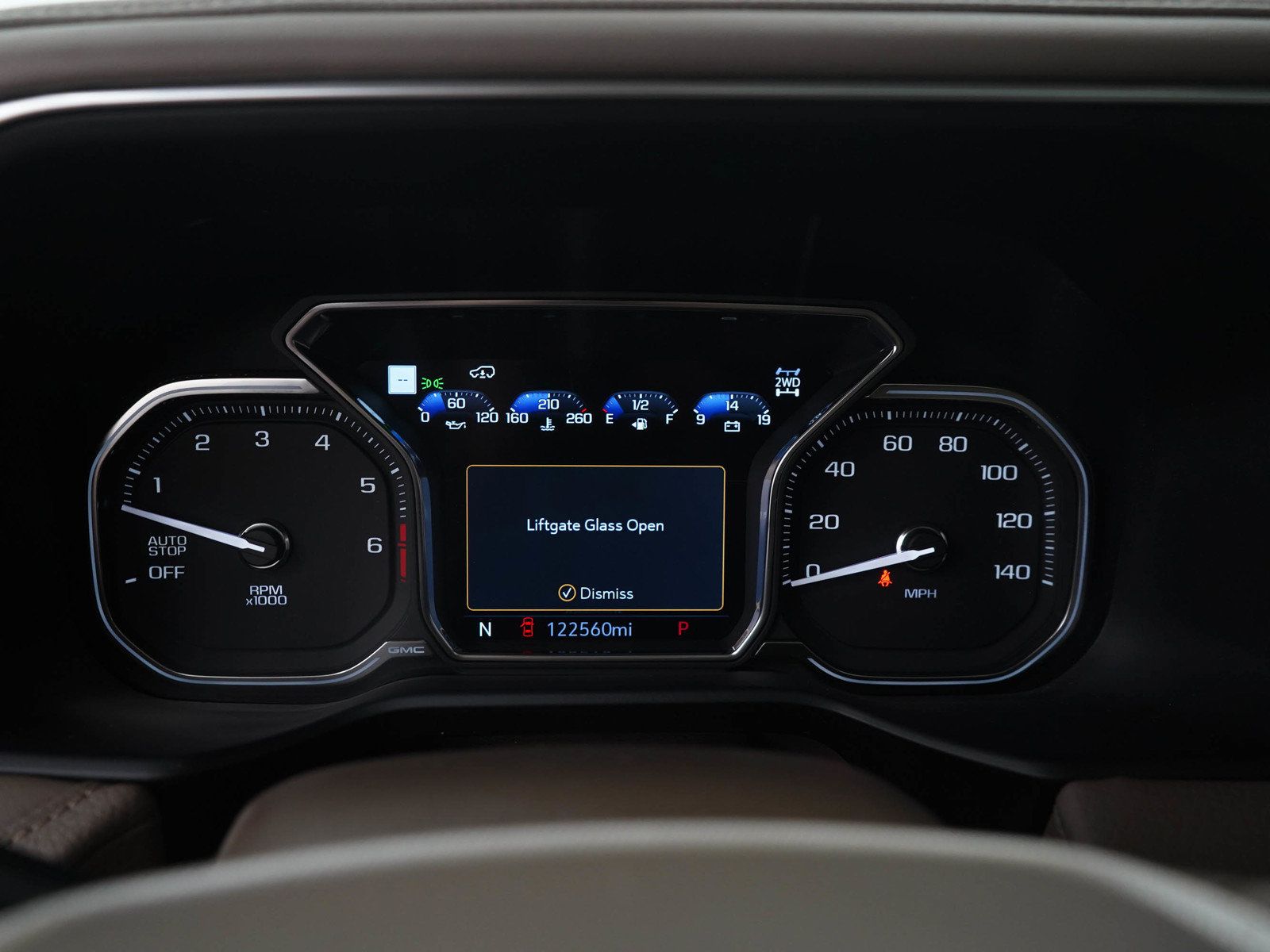Used 2021 GMC Yukon Denali w/ Denali Ultimate Package AWD/4WD image 32