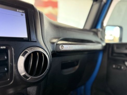 Used 2015 Jeep Wrangler Unlimited Sport w/ Quick Order Package 24S image 26