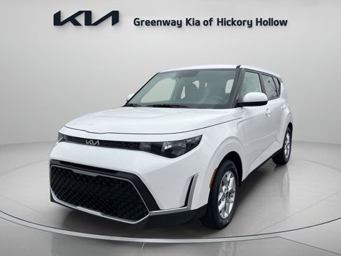 New 2025 Kia Soul LX image 3