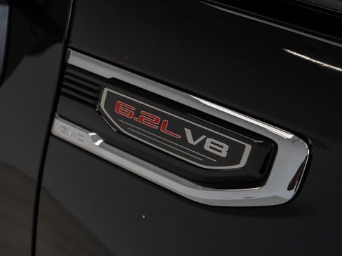 Used 2023 GMC Sierra 1500 SLT w/ SLT Premium Plus Package image 8