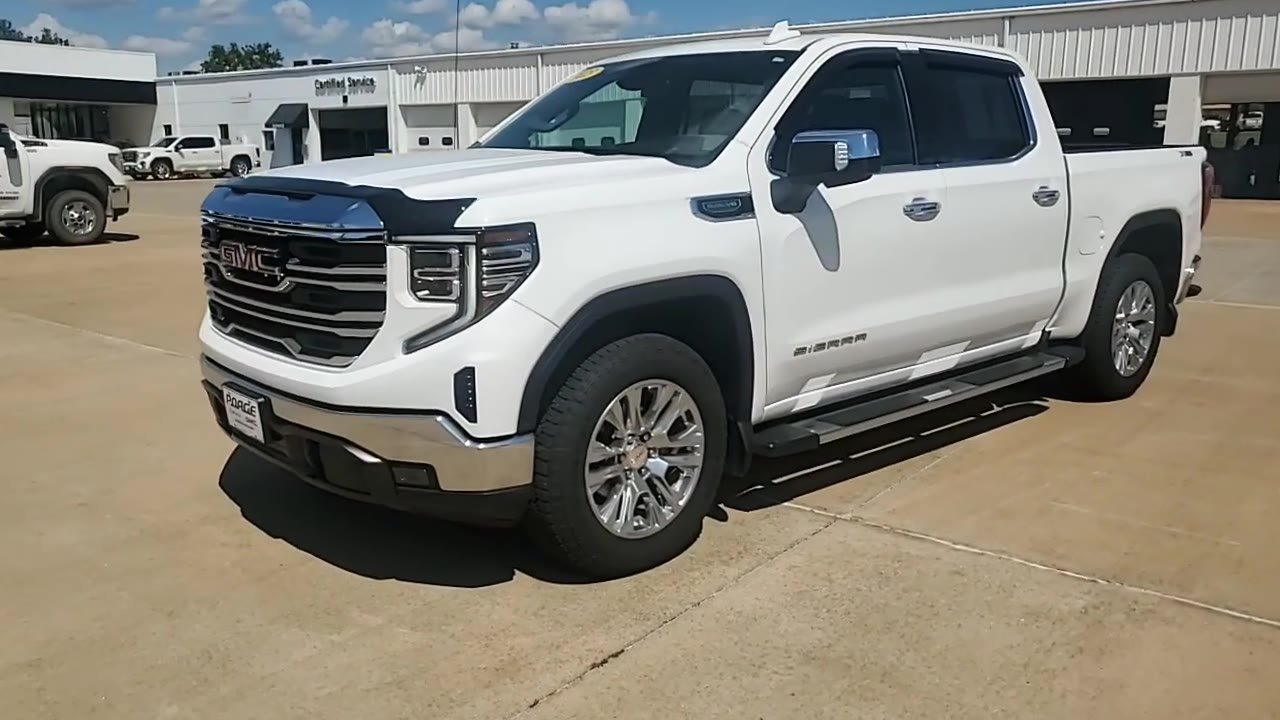 Used 2023 GMC Sierra 1500 SLT w/ SLT Premium Package AWD/4WD image 4