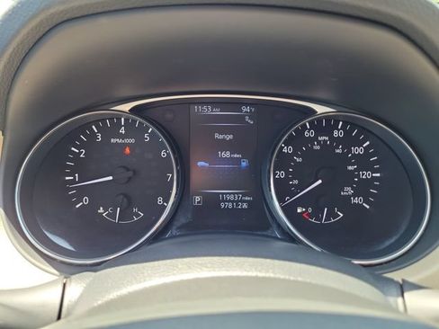 Used 2016 Nissan Rogue SV w/ SV Premium Package FWD image 24